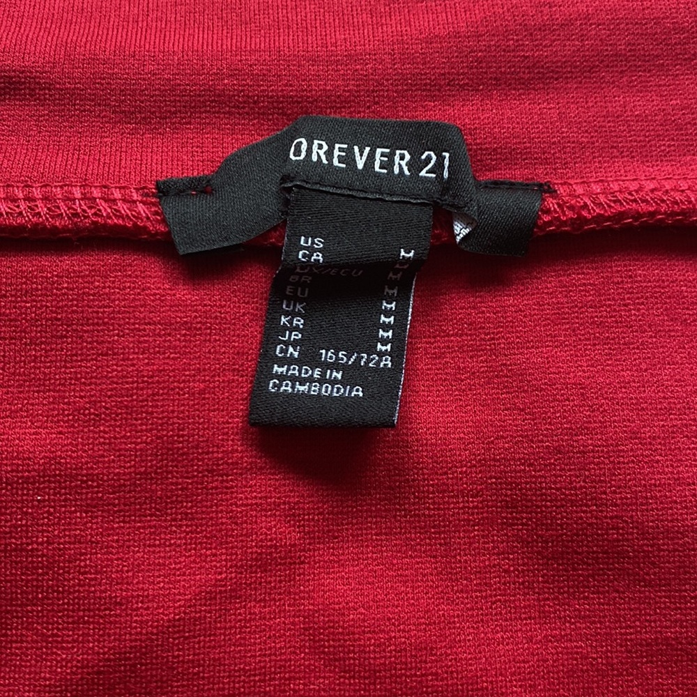 Forever 21 red fitted skirt size medium - Picture 2 of 2